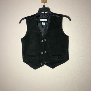 3/ $15 Roper Boys Leather Vest Black Large